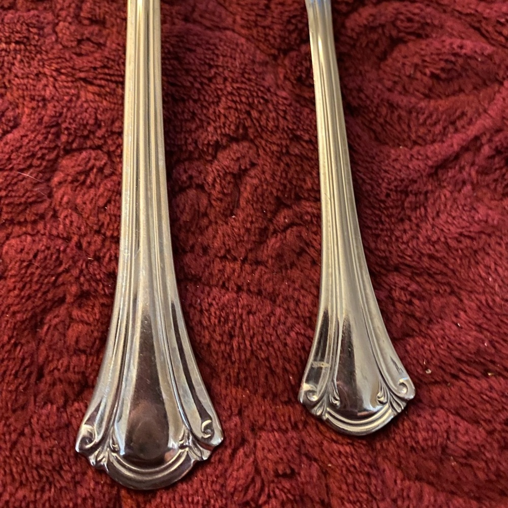 Elegant Silver Fork and Spoon Set.
International 18/10. Excellent condition. - Picture 3 of 7